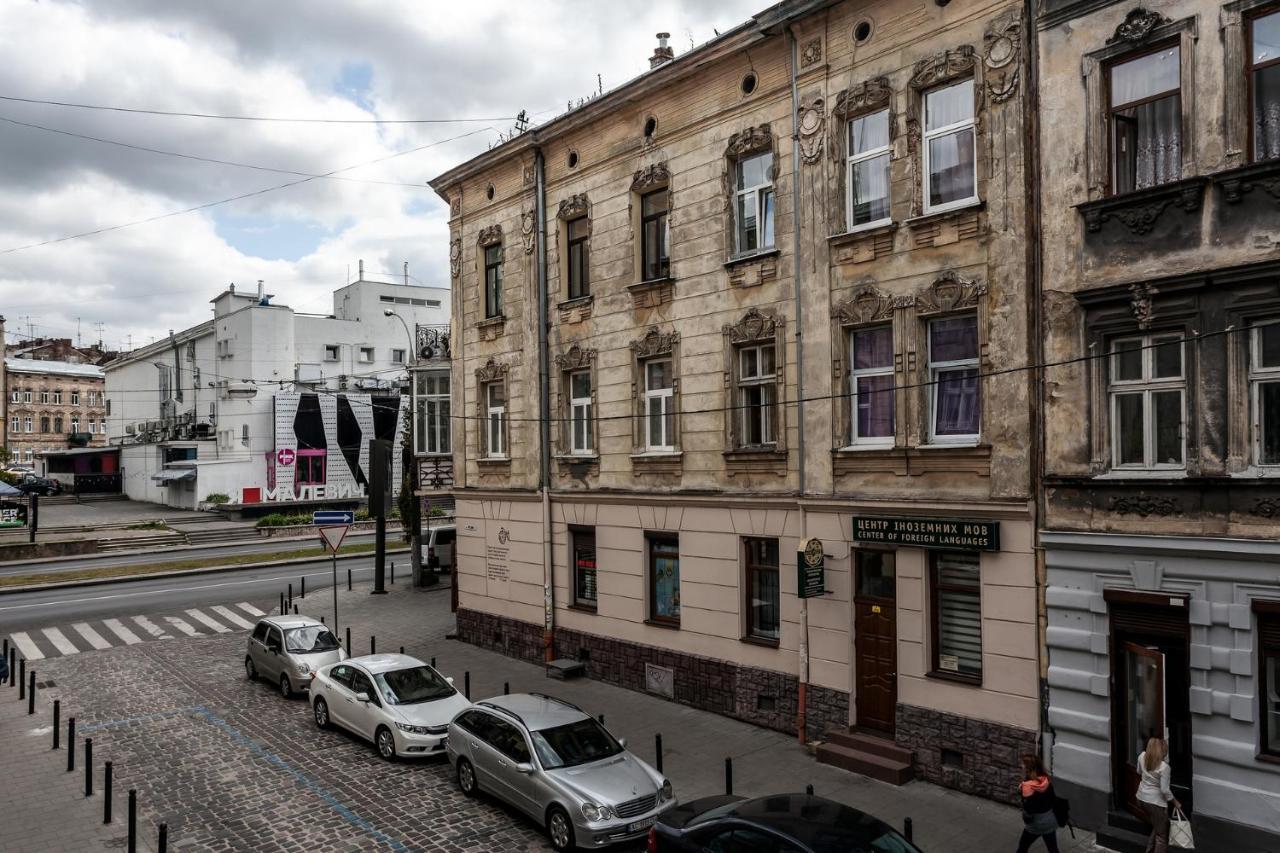 Romantic Apartments-Near Opera House 5/8 Lviv Buitenkant foto
